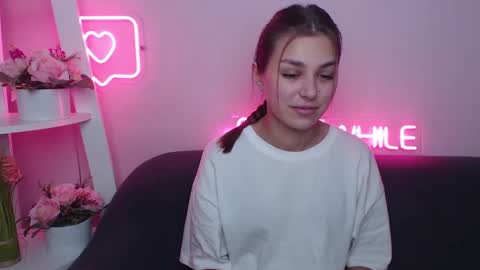 milanaangelas online show from 01.13.25