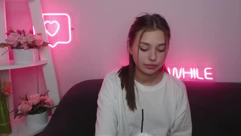 milanaangelas online show from 01.28.25