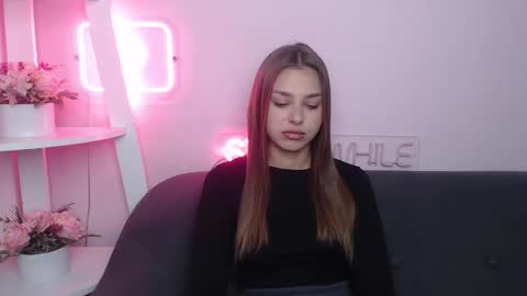 milanaangelas online show from 10.04.25