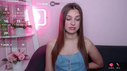 Snapshot of milanaangelas chatting on 05.05.26 milanaangelas online show from 05.05.26
