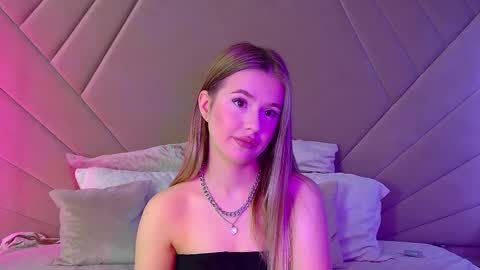 MilanaBalmain online show from 03.01.25