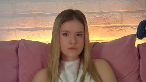 MilanaBalmain online show from 10.14.25