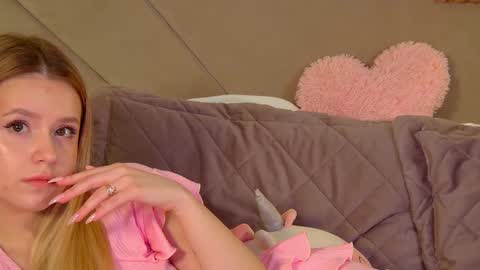 MilanaBalmain online show from 03.01.26