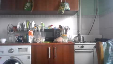 milanako online show from 03.09.25