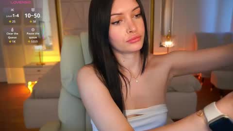 Snapshot of milanamusee chatting on 05.16.26 Milana online show from 05.16.26
