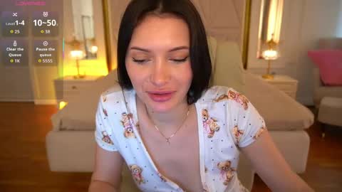 Snapshot of milanamusee chatting on 06.01.26 Milana online show from 06.01.26