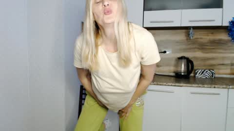 Milena online show from 01.03.25