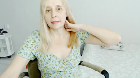 Milena online show from 01.29.25