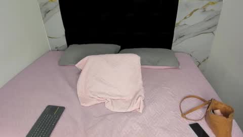 MilaRossi online show from 03.05.26