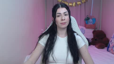 milasecretsss online show from 04.15.26
