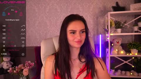 Snapshot of milashalovely chatting on 12.03.24 Milasha online show from 12.03.24