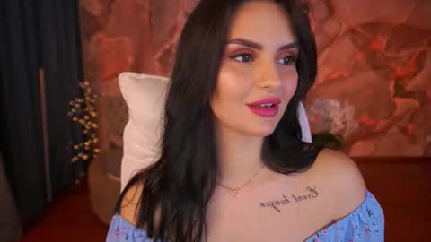 Snapshot of milashalovely chatting on 09.13.25 Milasha online show from 09.13.25
