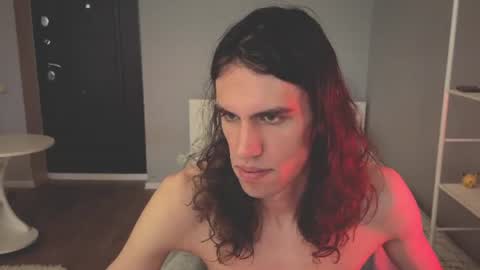 Snapshot of milaslovv chatting on 07.26.26 Mila online show from 07.26.26