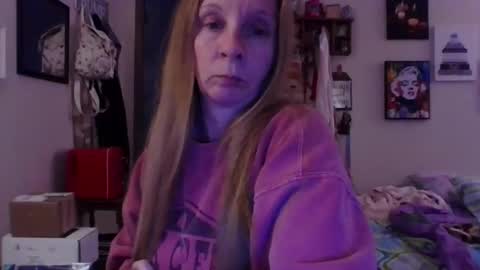 Mila online show from 04.09.26