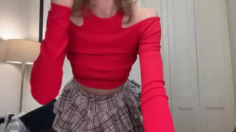 Mila online show from 11.17.25