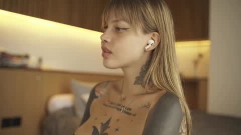 M  Telegram mamagotachannel online show from 04.09.26