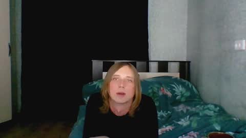 Snapshot of milena_svarogova chatting on 10.06.25 Milena- DONT FORGET TO FOLLOW ME AND GIVE ME THUMBS UP online show from 10.06.25