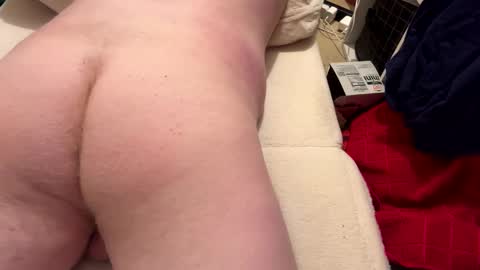 Snapshot of miles10101010 chatting on 02.10.25 miles slave master slut online show from 02.10.25