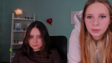 Snapshot of miles_candy chatting on 02.17.26 Sweet Miles online show from 02.17.26