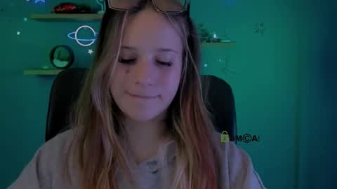 Snapshot of miles_candy chatting on 02.25.26 Sweet Miles online show from 02.25.26