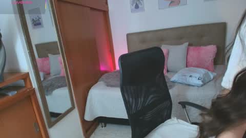 Miley online show from 04.09.26