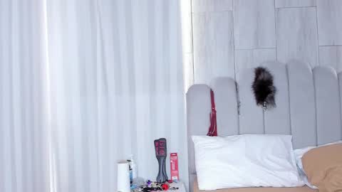 Snapshot of mileyerikson chatting on 09.29.25 MILEY  online show from 09.29.25