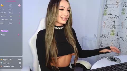 Miley Sin online show from 01.10.25