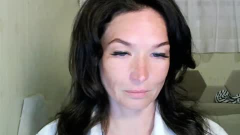 Snapshot of milfa4554 chatting on 05.26.26 milfa4554 online show from 05.26.26