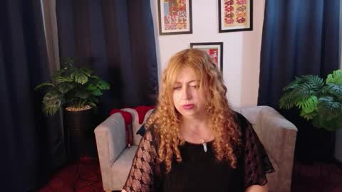 Snapshot of milfarlet chatting on 02.09.26 Arlet online show from 02.09.26