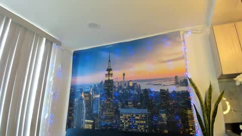 Snapshot of milfashley chatting on 02.21.25 ASHLEY online show from 02.21.25