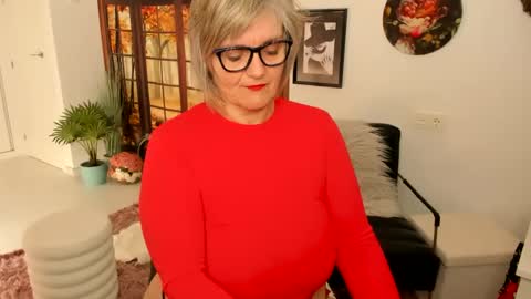 MilfElla online show from 02.27.25