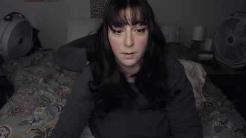 Snapshot of milfmonee chatting on 05.23.26 MILF Monee online show from 05.23.26
