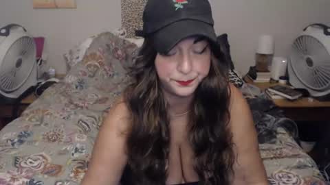Snapshot of milfmonee chatting on 06.27.26 MILF Monee online show from 06.27.26