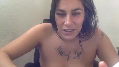 Snapshot of milfsfreaky69 chatting on 01.23.25 BabygirlsFreaky online show from 01.23.25