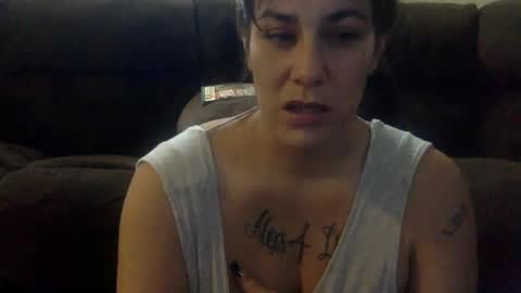 Snapshot of milfsfreaky69 chatting on 01.29.25 BabygirlsFreaky online show from 01.29.25