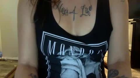 Snapshot of milfsfreaky69 chatting on 10.19.25 BabygirlsFreaky online show from 10.19.25