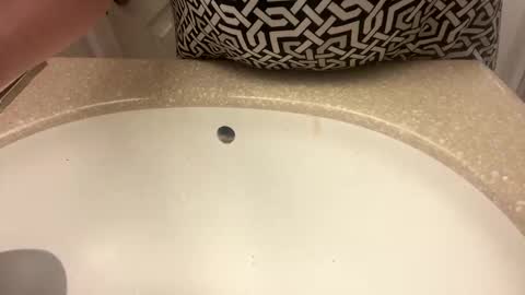 Mia online show from 10.20.25