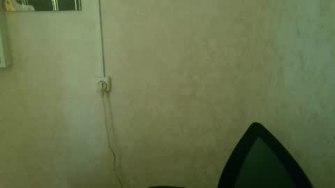 Snapshot of milia21 chatting on 04.26.26 milia21 online show from 04.26.26