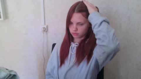 Snapshot of milia21 chatting on 05.14.26 milia21 online show from 05.14.26