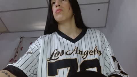 Amira online show from 12.21.24