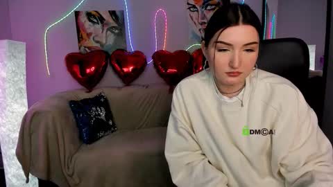 Mila online show from 02.08.26