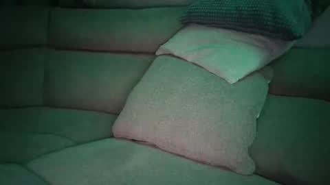 Snapshot of milkmyhardcock69 chatting on 09.26.25 milkmyhardcock69 online show from 09.26.25