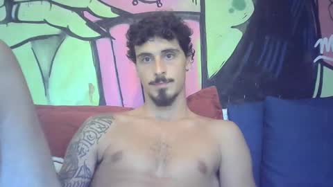 Snapshot of milkoffee chatting on 03.03.25 milkoffee online show from 03.03.25