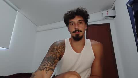 Snapshot of milkoffee chatting on 02.10.26 milkoffee online show from 02.10.26