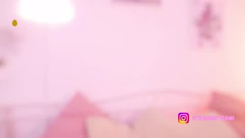 milky_0 online show from 09.13.25