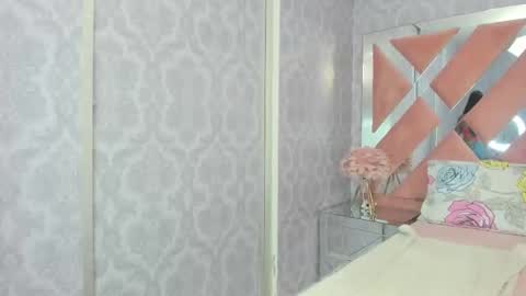 Sofia  online show from 11.22.25