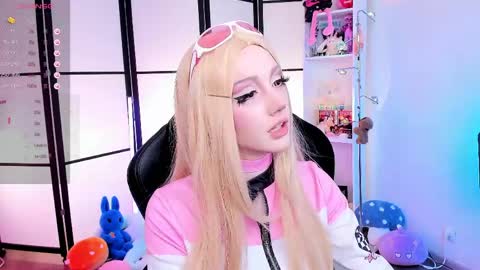 Snapshot of milkycute chatting on 05.06.26 milky cute online show from 05.06.26