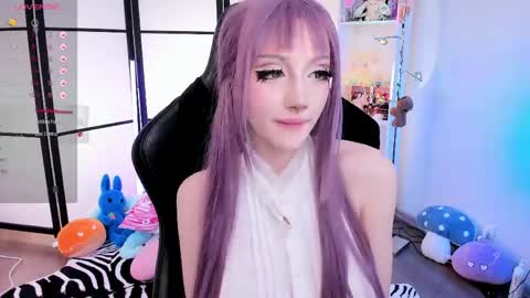 Snapshot of milkycute chatting on 05.12.26 milky cute online show from 05.12.26