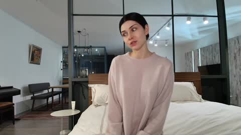 milla bella online show from 03.18.26