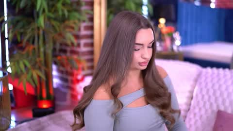 Snapshot of milla_serene chatting on 02.19.26 Milla online show from 02.19.26